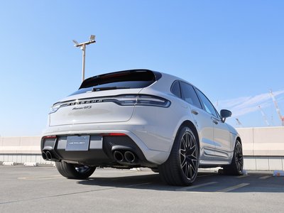 PORSCHE MACAN - 9