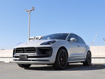 PORSCHE MACAN - 5
