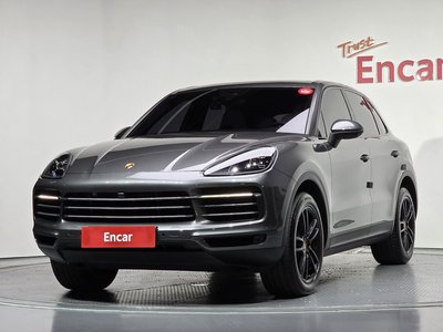 PORSCHE CAYENNE - 1