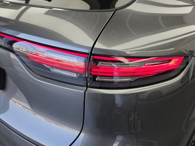 PORSCHE CAYENNE - 10