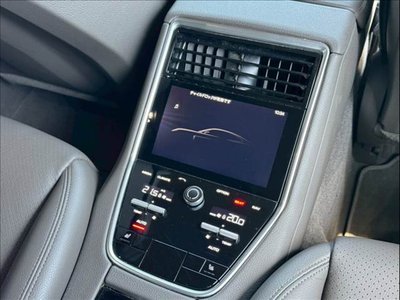PORSCHE PANAMERA - 9