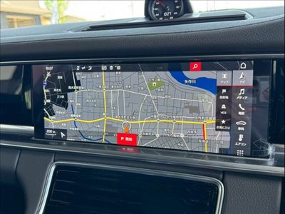 PORSCHE PANAMERA - 4