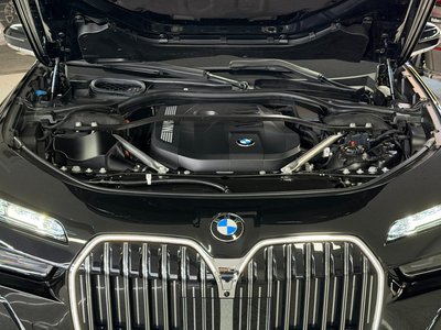 BMW 7 SERIES - 7