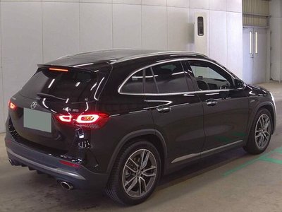 MERCEDES-BENZ GLA AMG - 5