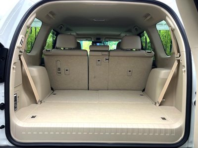 TOYOTA LAND CRUISER PRADO - 10