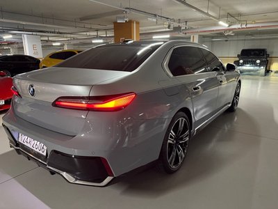 BMW 7 SERIES - 5