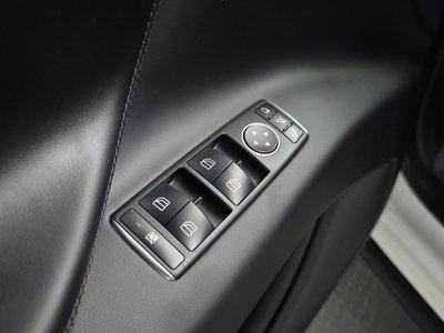 2018 Tesla MODEL X — миниатюра 27