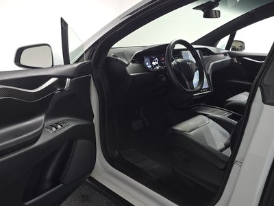 2018 Tesla MODEL X — миниатюра 13