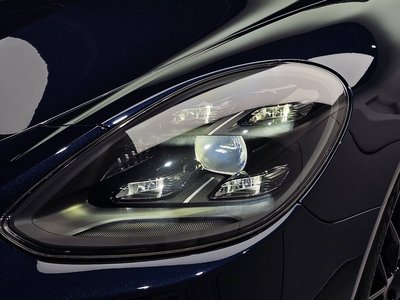 PORSCHE PANAMERA - 9