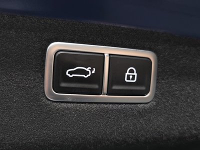 2021 Genesis THE NEW G70 — миниатюра 36