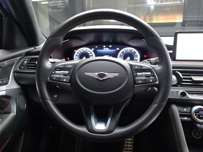 2021 Genesis THE NEW G70 — миниатюра 19