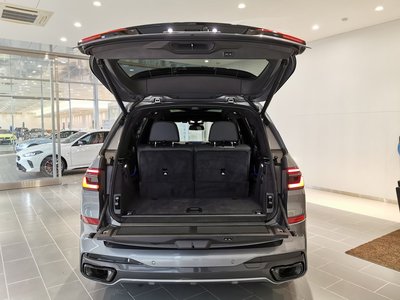 صورة مصغرة 71 لـ 2025 BMW X7