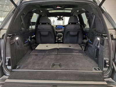صورة مصغرة 76 لـ 2025 BMW X7