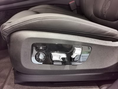 صورة مصغرة 64 لـ 2025 BMW X7