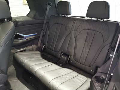 صورة مصغرة 68 لـ 2025 BMW X7