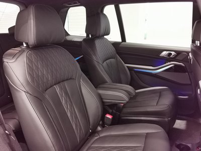 صورة مصغرة 56 لـ 2025 BMW X7