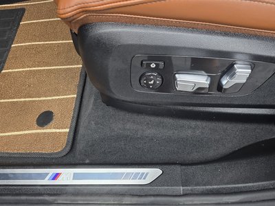 صورة مصغرة 32 لـ 2025 BMW X7
