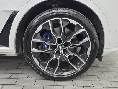 2025 BMW X7 照片 8