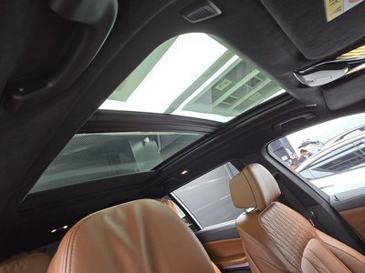 صورة مصغرة 23 لـ 2025 BMW X7