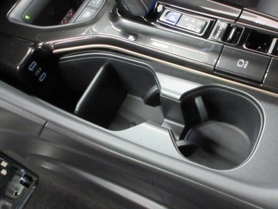 2025 Toyota CROWN CROSSOVER 缩略图 27