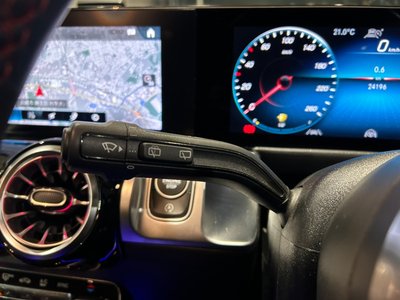 MERCEDES-BENZ GLB - 9