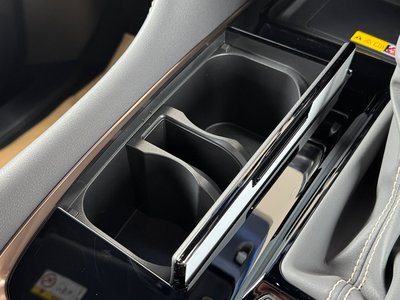 صورة مصغرة 54 لـ 2026 Toyota ALPHARD