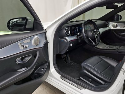 MERCEDES-BENZ E-CLASS - 10