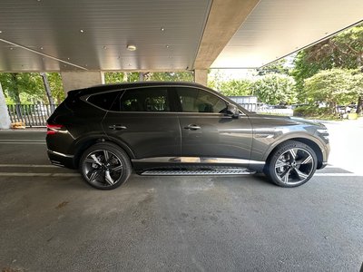 2025 Genesis GV80 thumbnail 11
