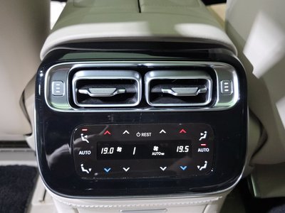 صورة مصغرة 32 لـ 2021 Mercedes-BENZ S-CLASS