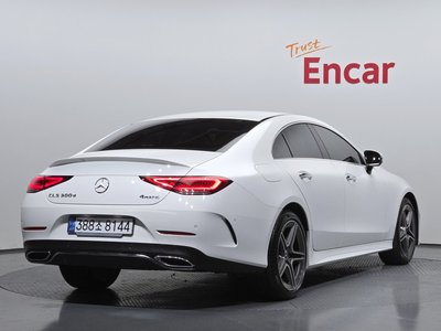 MERCEDES-BENZ CLS - 4