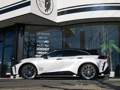 TOYOTA CROWN SPORT - 10