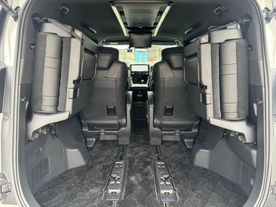 2023 Toyota ALPHARD thumbnail 47