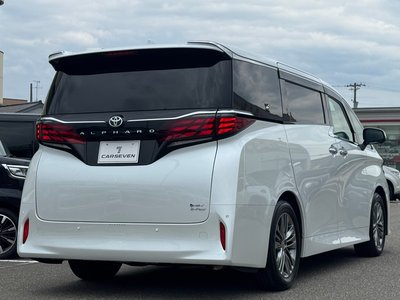 2023 Toyota ALPHARD photo 7