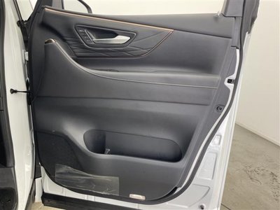2024 Toyota ALPHARD 缩略图 24