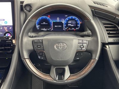 2024 Toyota ALPHARD photo 8