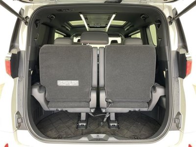 2024 Toyota ALPHARD 缩略图 32
