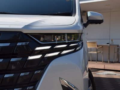 2025 Toyota ALPHARD 缩略图 34