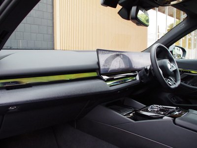 صورة مصغرة 36 لـ 2024 BMW 5 SERIES TOURING