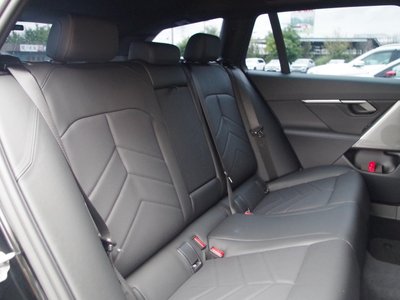 صورة مصغرة 41 لـ 2024 BMW 5 SERIES TOURING