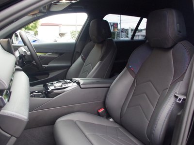 صورة مصغرة 37 لـ 2024 BMW 5 SERIES TOURING
