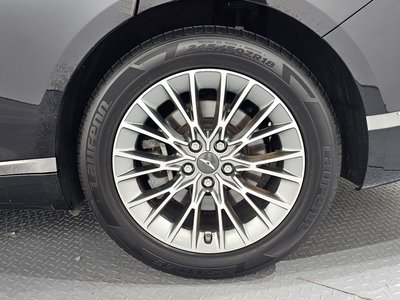 2024 Genesis G80 (RG3) photo 8