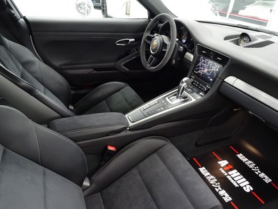 PORSCHE 911 - 9