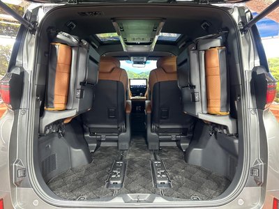 2026 Toyota VELLFIRE 缩略图 11