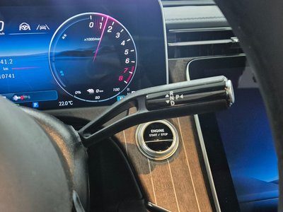 MERCEDES-BENZ E-CLASS - 9