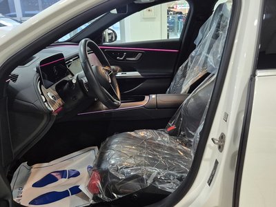 MERCEDES-BENZ E-CLASS - 10