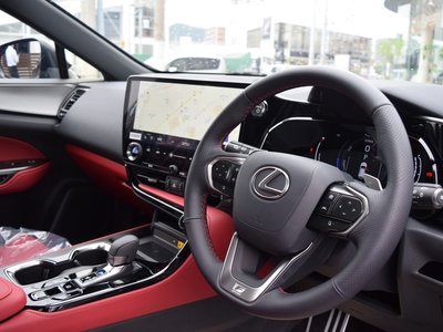 صورة مصغرة 18 لـ 2026 Lexus NX