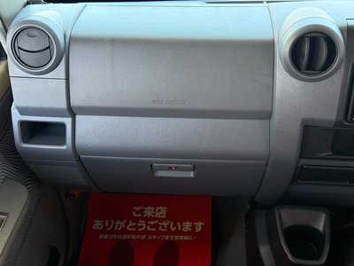 2015 Toyota LAND CRUISER 70 thumbnail 55