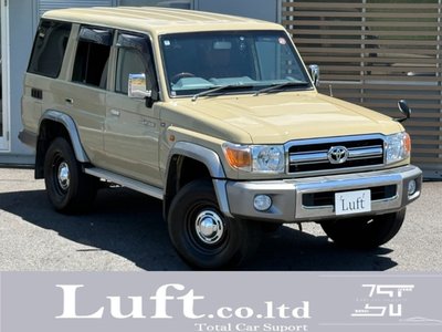 2015 Toyota LAND CRUISER 70 — фото 1