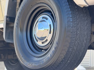 2015 Toyota LAND CRUISER 70 thumbnail 45