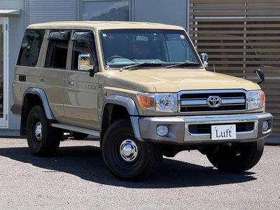 2015 Toyota LAND CRUISER 70 thumbnail 79